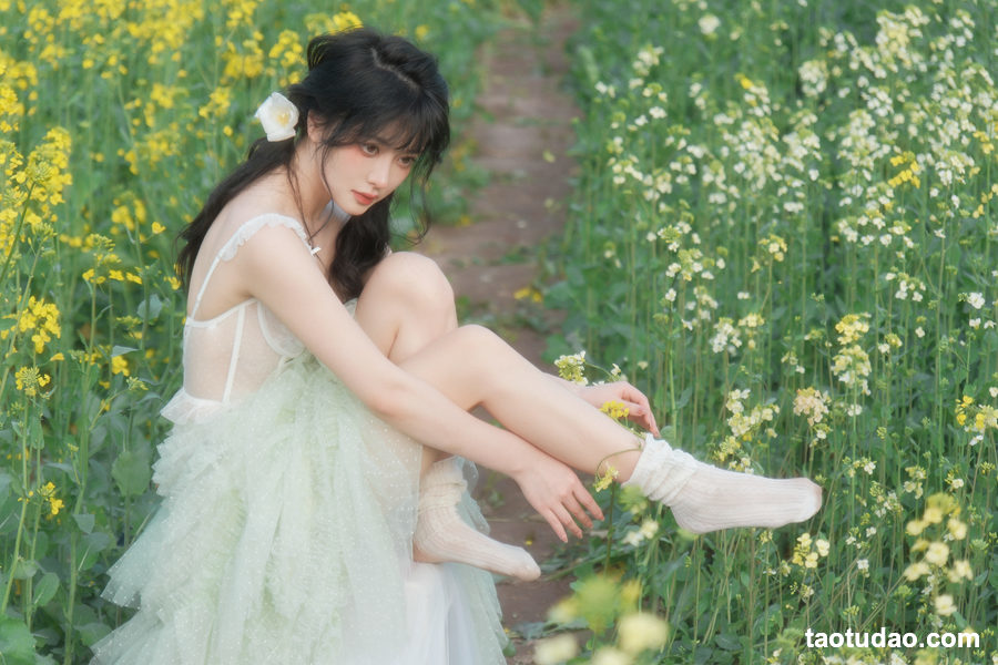 图片[2]-[YITUYU艺图语]2023.03.21 花田间 星之卡桃[19+1P／539MB]-绅士图