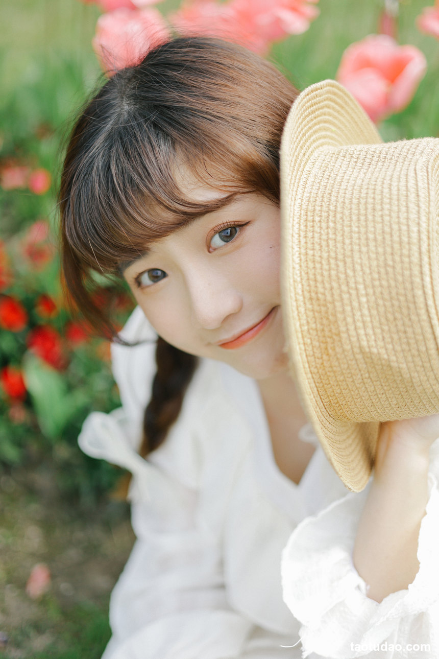 图片[2]-[YITUYU艺图语]2022.09.10 郁金香花开 蓝胖子-[27+1P／198MB]-绅士图