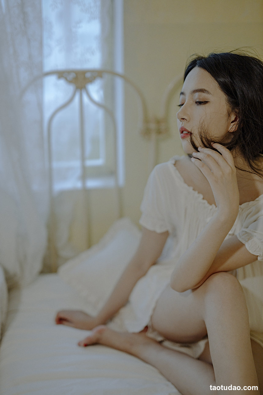 图片[3]-[YITUYU艺图语]2022.08.10 蓝卷珠帘 幽灵胡子[26+1P／406MB]-绅士图