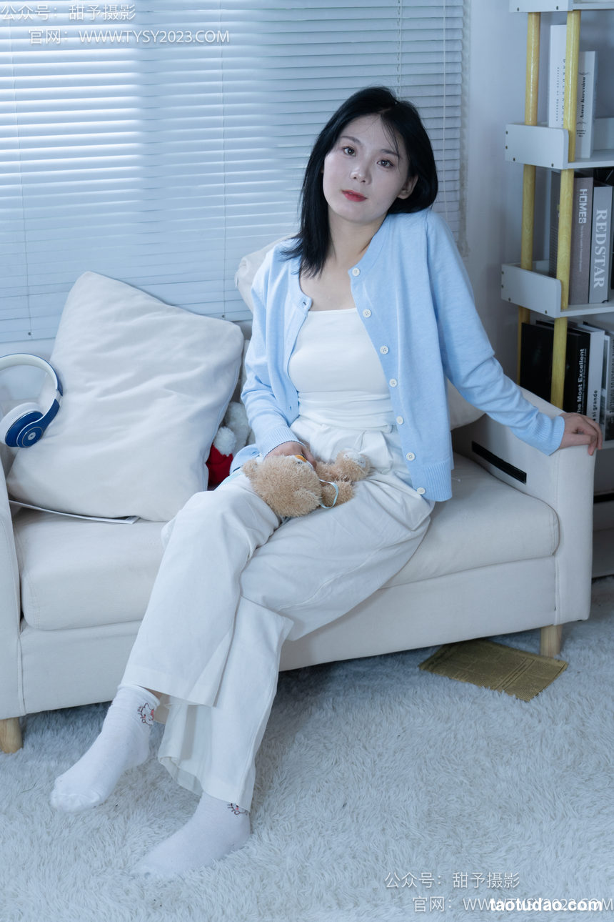 图片[3]-甜予摄影 NO.060 梨子-板鞋、脏白棉袜、裸足[114P+2V／9.36GB]-绅士图