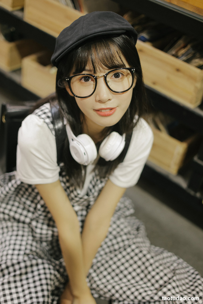 图片[4]-[YITUYU艺图语]2022.08.16 黑胶唱片的小时光 一只阿梦崽[42+1P／334MB]-绅士图