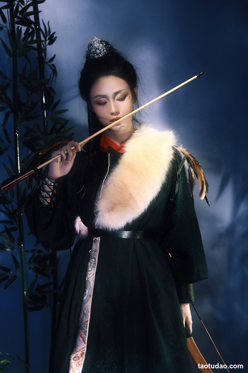 图片[2]-[YITUYU艺图语]2022.07.04 十二星座之射手座 青霜鹅[22+1P／432MB]-绅士图