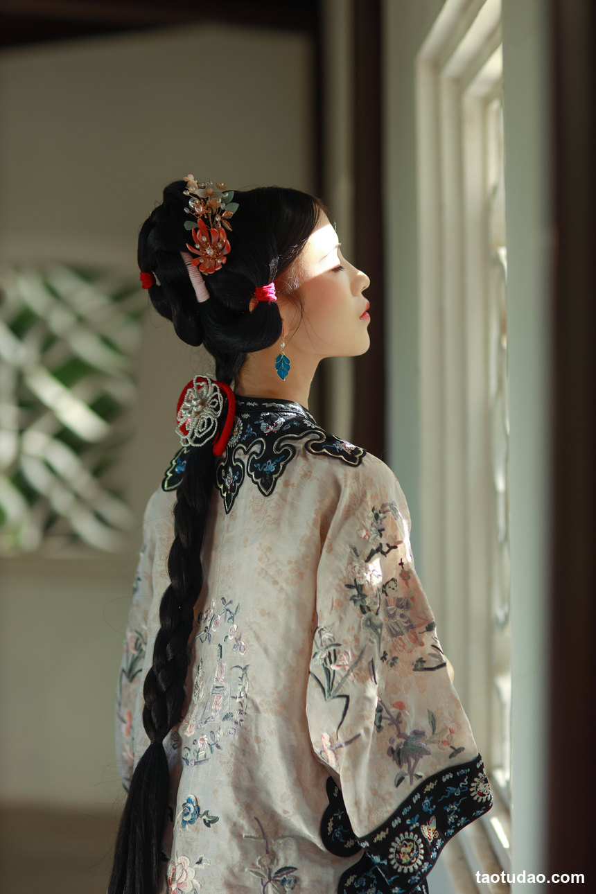 图片[2]-[YITUYU艺图语]2022.10.03 清汉女 _喵喵家的小鱼干_[29+1P／424MB]-绅士图