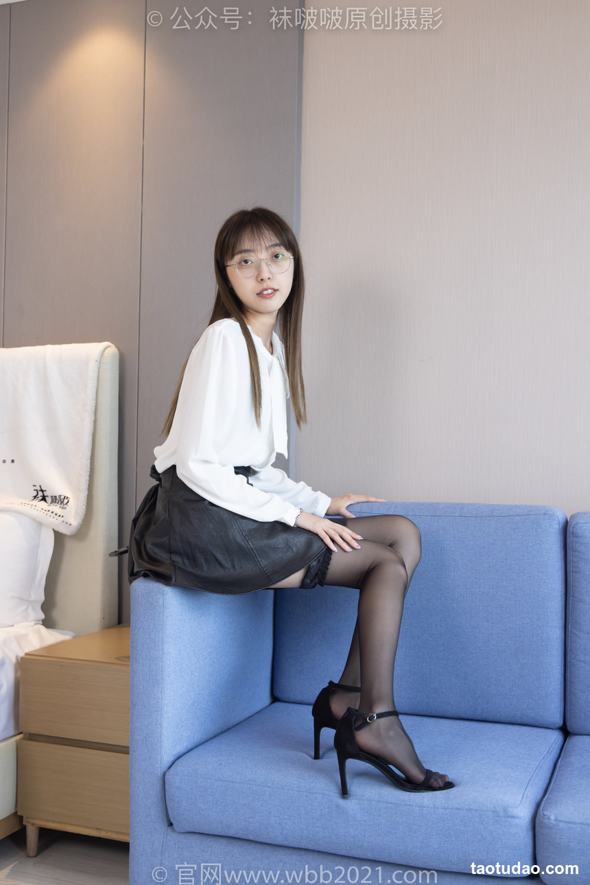 图片[3]-[BoBoSocks袜啵啵]NO.285 稚予-两双高跟鞋、灰丝大腿袜、黑丝大腿袜[145P+1V／5.46GB]-绅士图