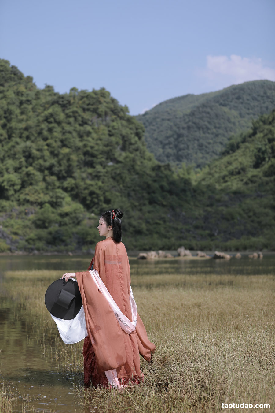 图片[4]-[YITUYU艺图语]2023.03.23 八归·秋江带雨 芝芝琪[19+1P／259MB]-绅士图