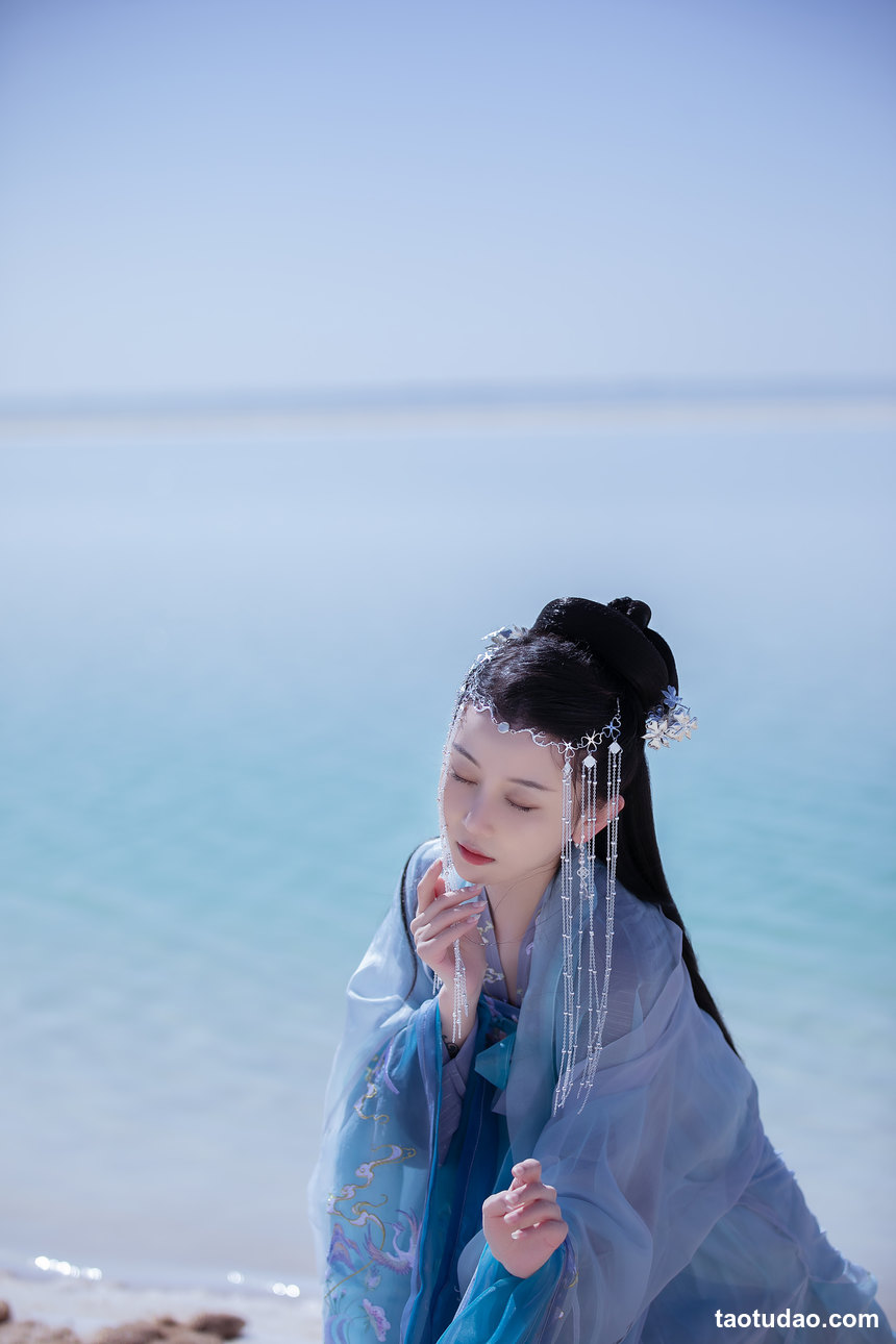 图片[2]-[YITUYU艺图语]2022.08.13 风铃响，故人归 小猫里奈[21+1P／105MB]-绅士图