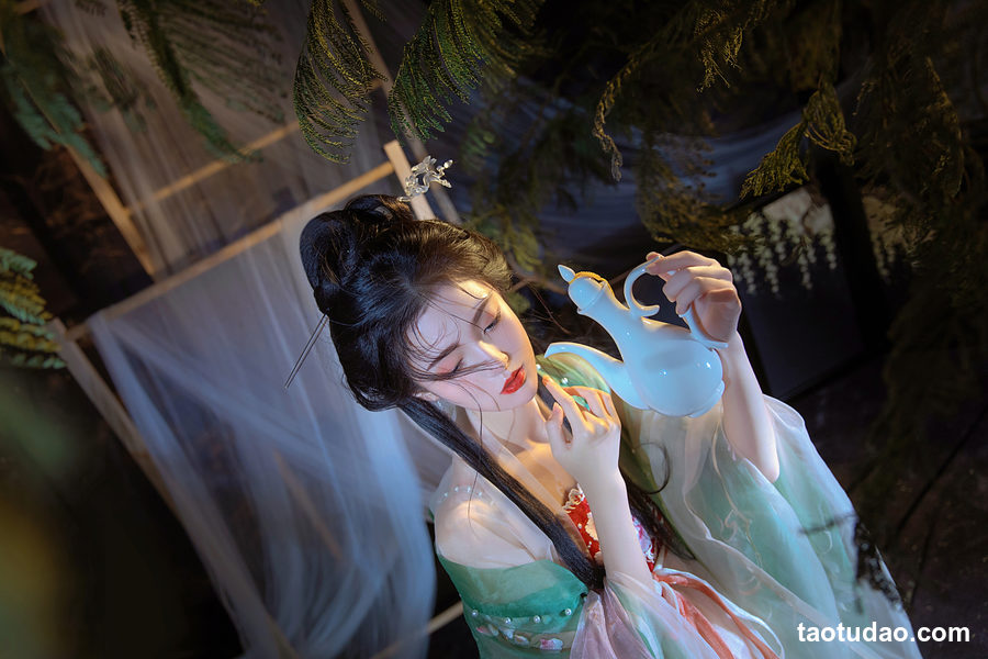 图片[2]-[YITUYU艺图语]2023.03.09 庭芜绿 胖琦[30+1P／377MB]-绅士图