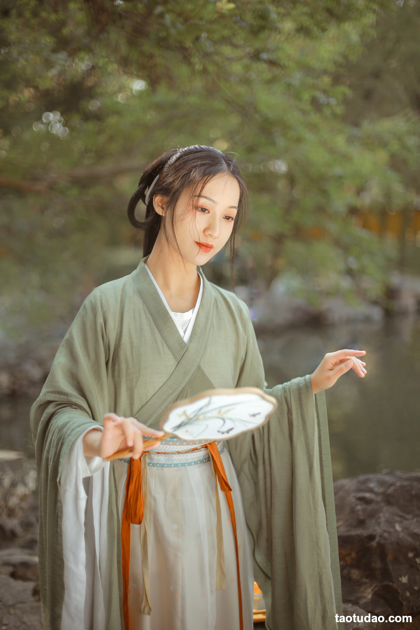 图片[3]-[YITUYU艺图语]2022.04.19 一笑千场醉，浮生任白头 南斋[25+1P／129MB]-绅士图