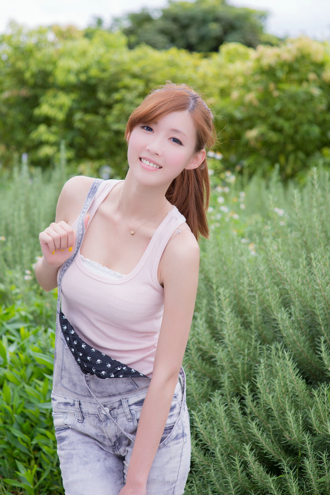 台湾清纯美女Kila晶晶高清外拍写真合集 / 149P/312MB / 唯美杂图-绅士图