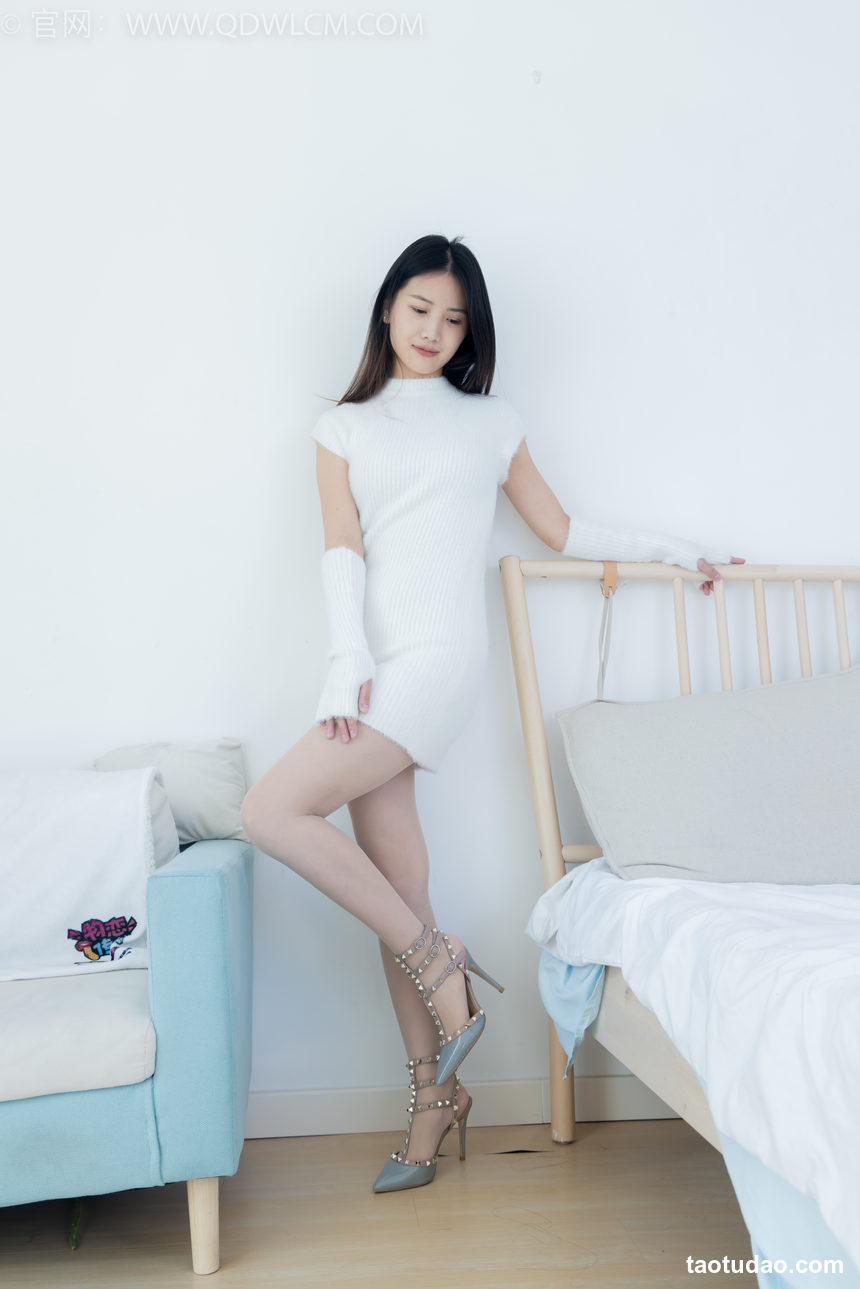 图片[2]-物恋传媒 NO.2214 铃铛-发如雪[150P-1V-2.93G]-绅士图