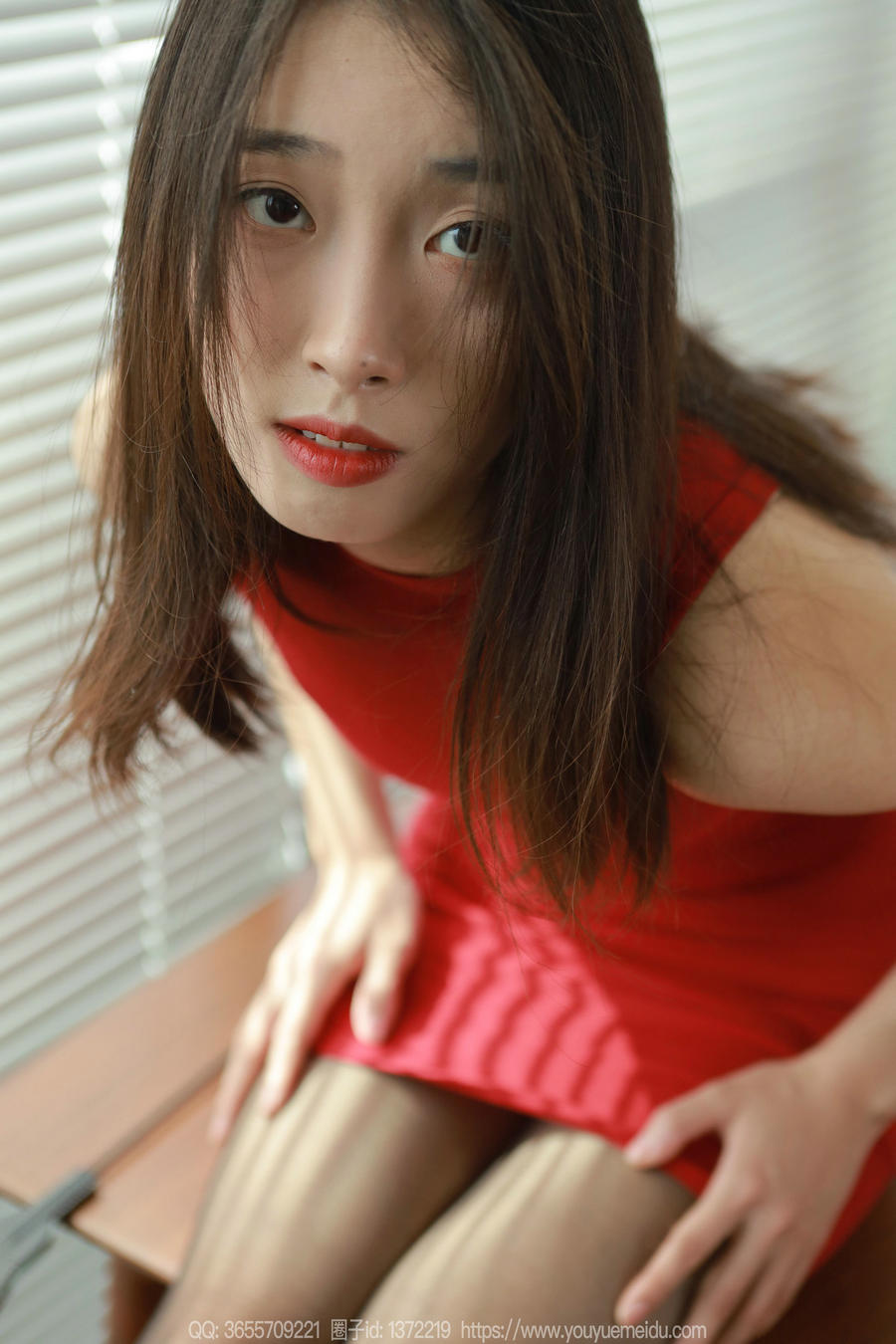 IESS异思趣向 - 模特：小九《红色包臀裙（下）》/ 88P-82MB / 机构-艺库