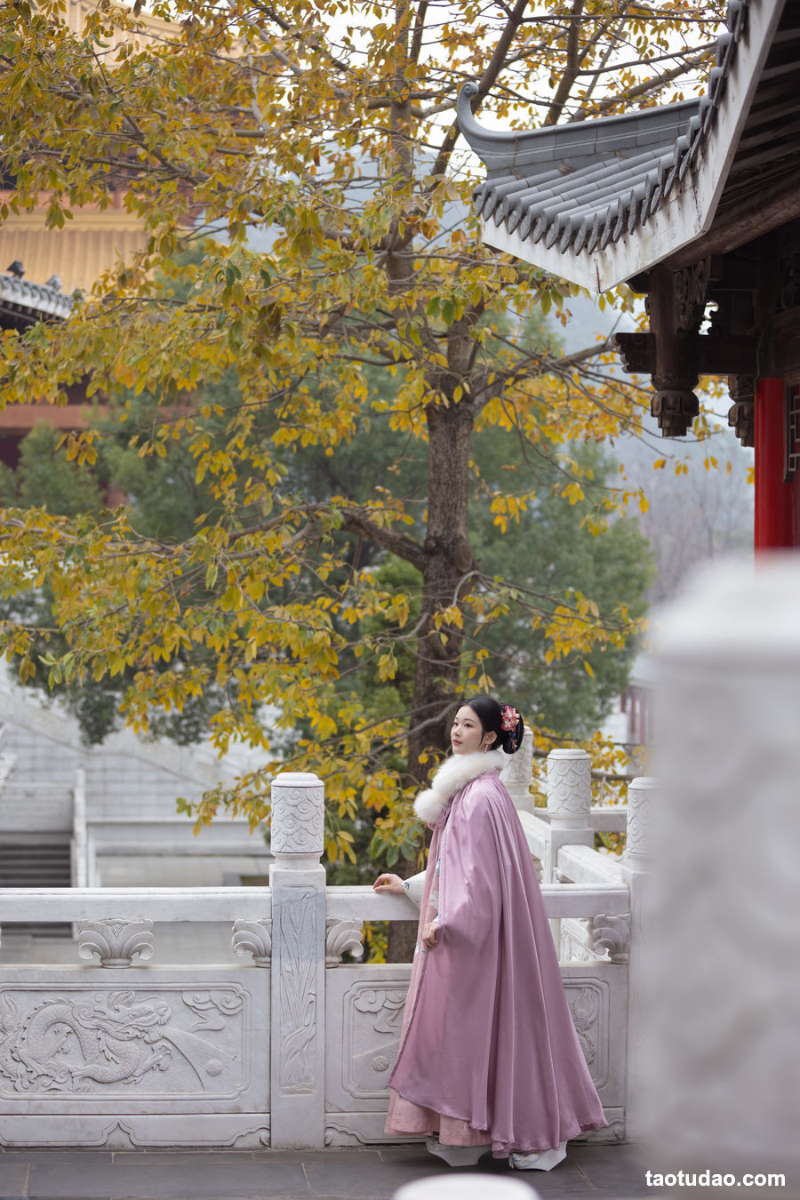 图片[2]-[YITUYU艺图语]2023.03.21 山河已秋 培培[34+1P／333MB]-绅士图