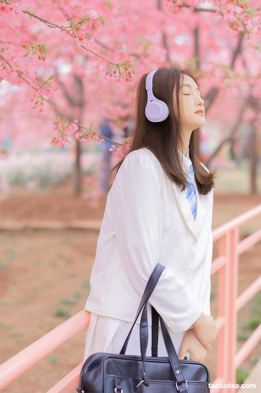 图片[3]-[YITUYU艺图语]2022.04.19 樱吹叶 倾倾[19+1P／113MB]-绅士图