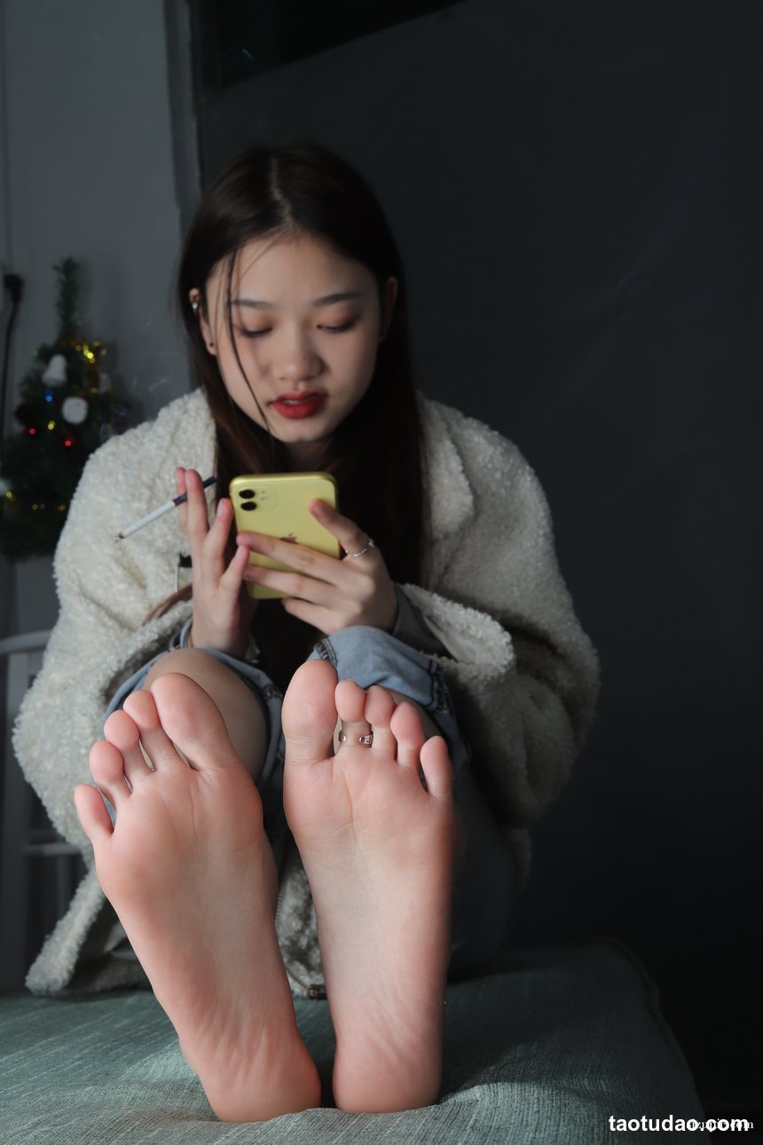 图片[2]-Pary摄影 NO.047 大美女婉华再次展示39码超白大美脚[120P／285MB]-绅士图