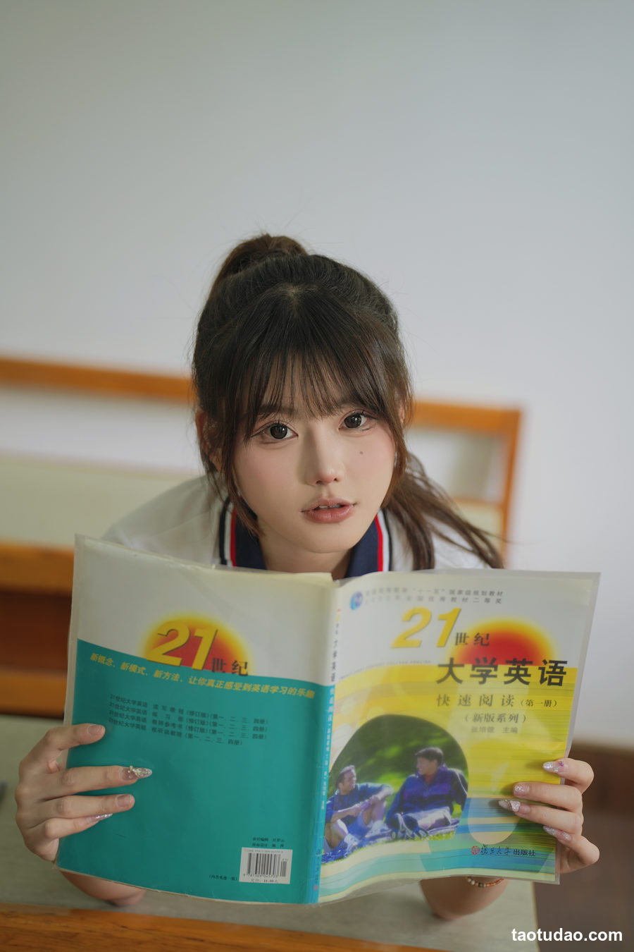 图片[4]-[YITUYU艺图语]2023.05.04 春日校园 shiro[25+1P／393MB]-绅士图