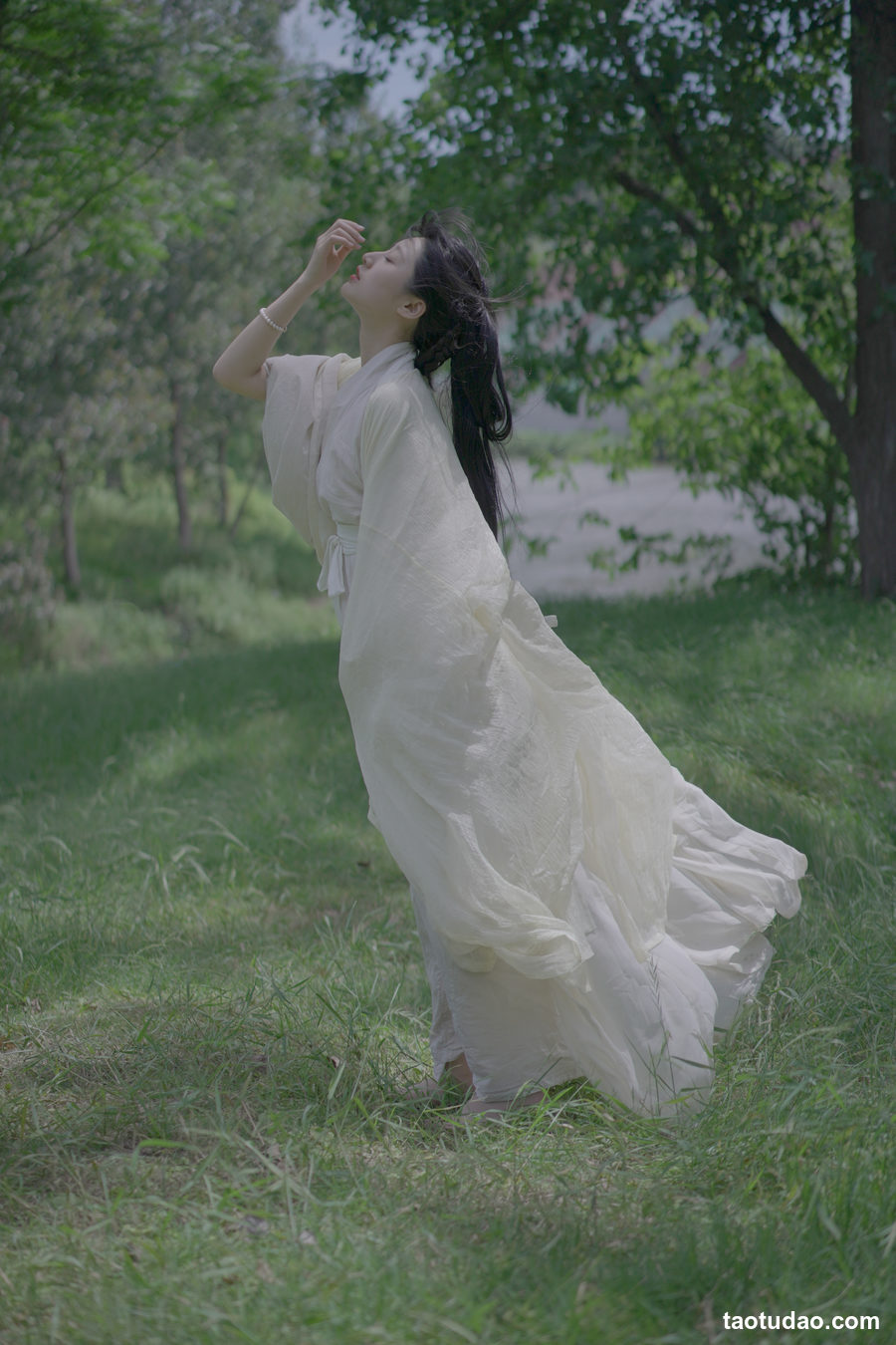 图片[4]-[YITUYU艺图语]2023.03.13 春 银河三千里[22+1P／276MB]-绅士图