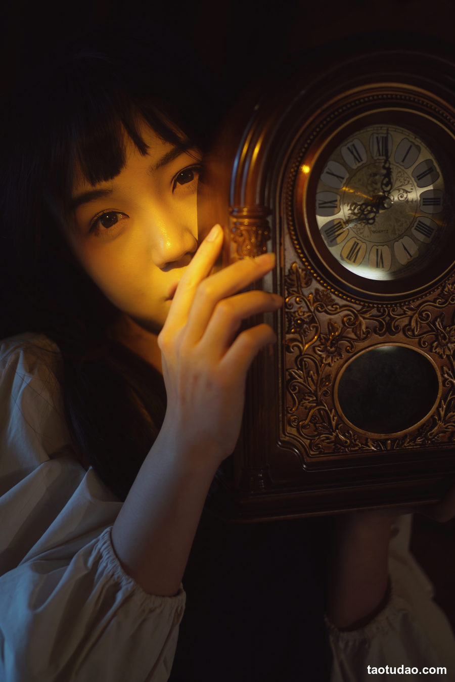 图片[3]-[YITUYU艺图语]2023.02.24 黄昏的时钟 树树[21+1P／245MB]-绅士图