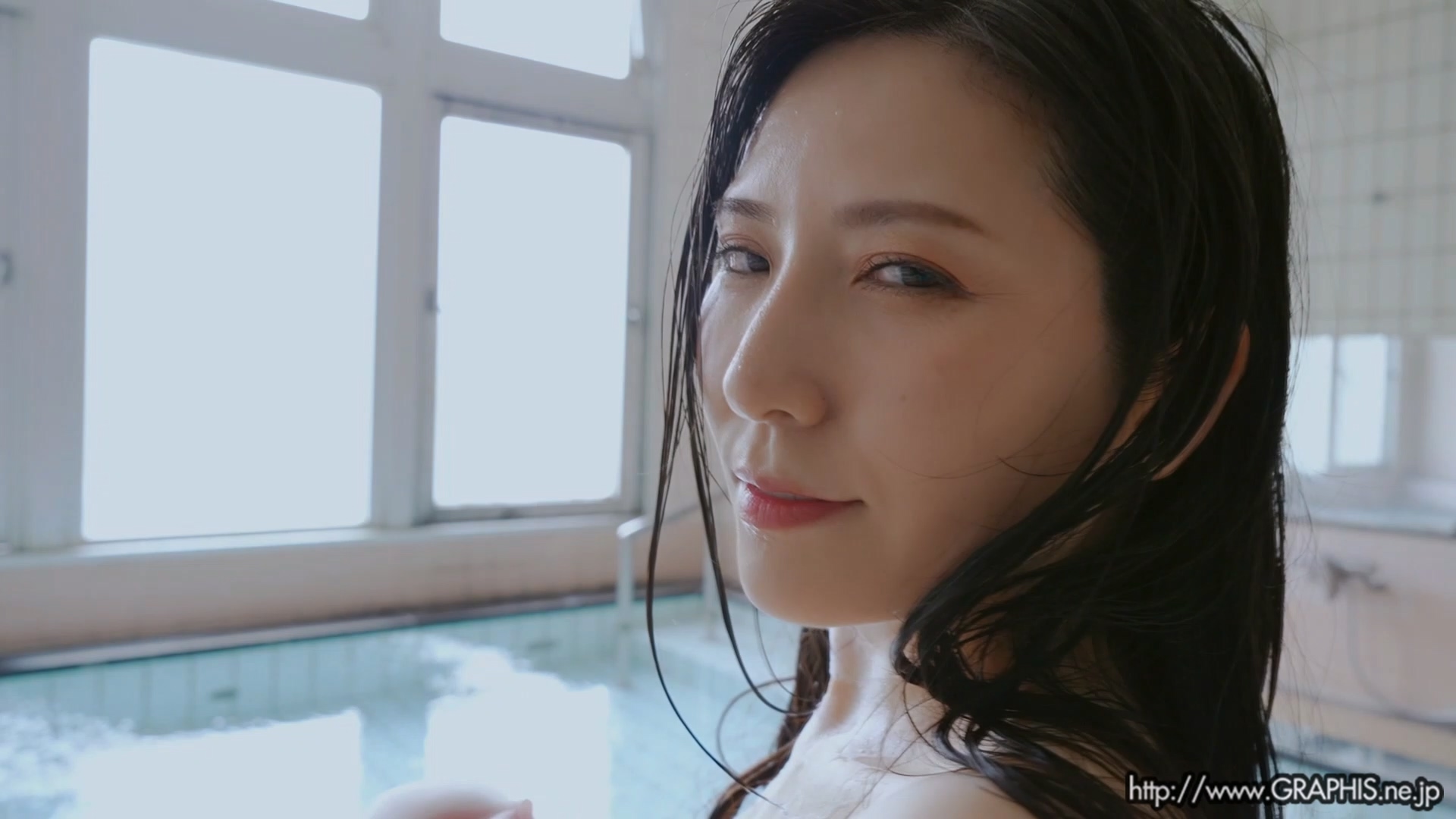 / Graphis / Yuna Shina 椎名ゆな『 Sultry Woman 』MOVIE 06 / 283MB /-艺库