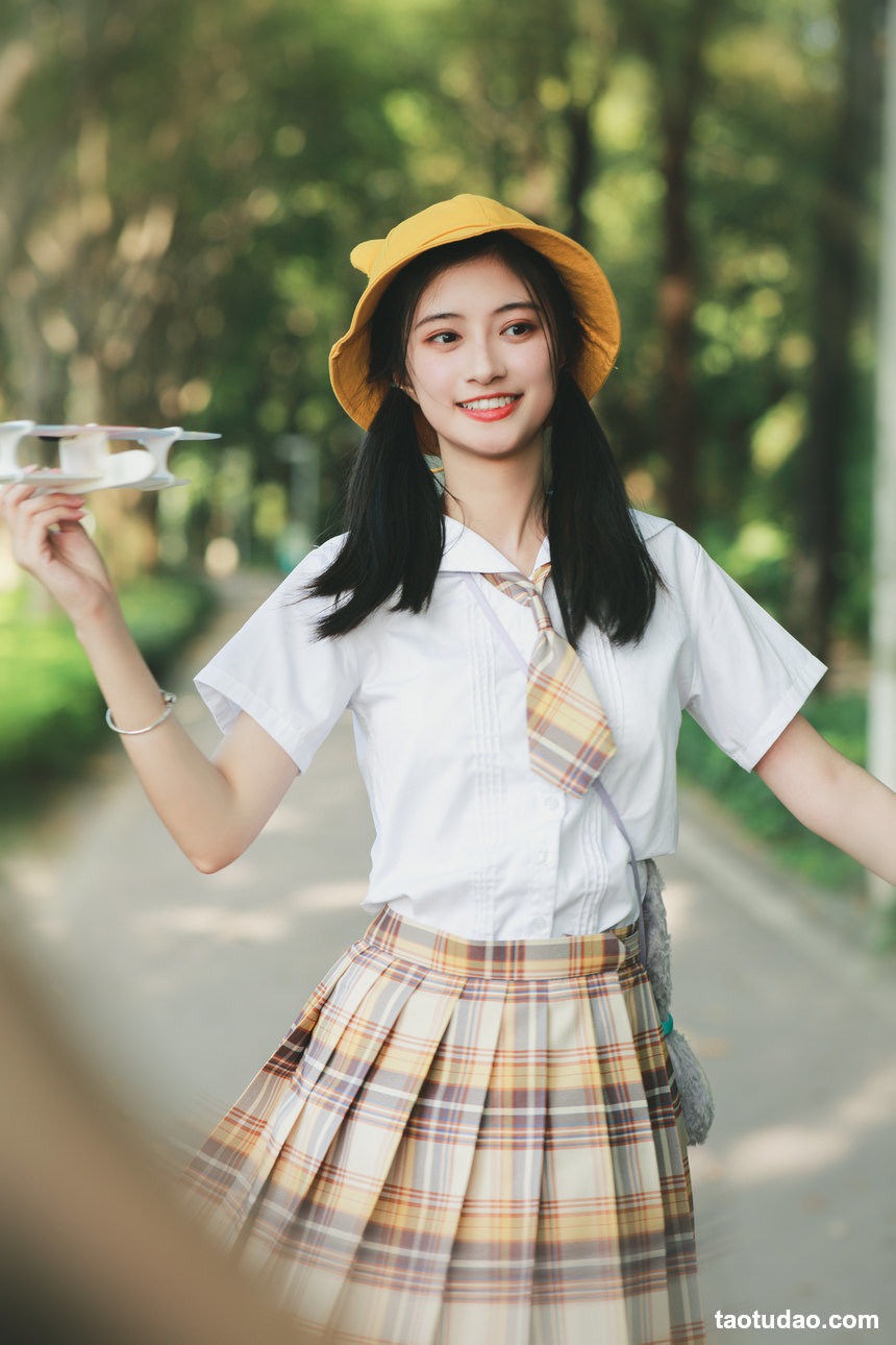 图片[2]-[YITUYU艺图语]2022.05.05 飞 婉儿[21+1P／183MB]-绅士图