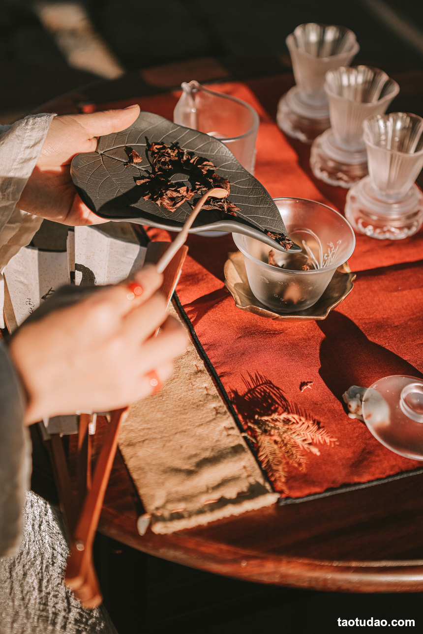 图片[2]-[YITUYU艺图语]2022.02.16 茶道 彭娘[37+1P／277MB]-绅士图