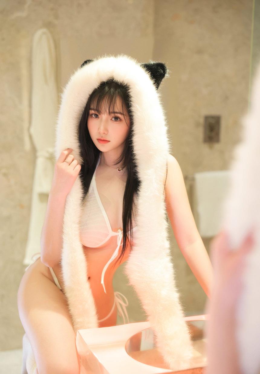 [XiuRen秀人网] 2025.05.21 No.10302 软情 [51+1P]-艺库