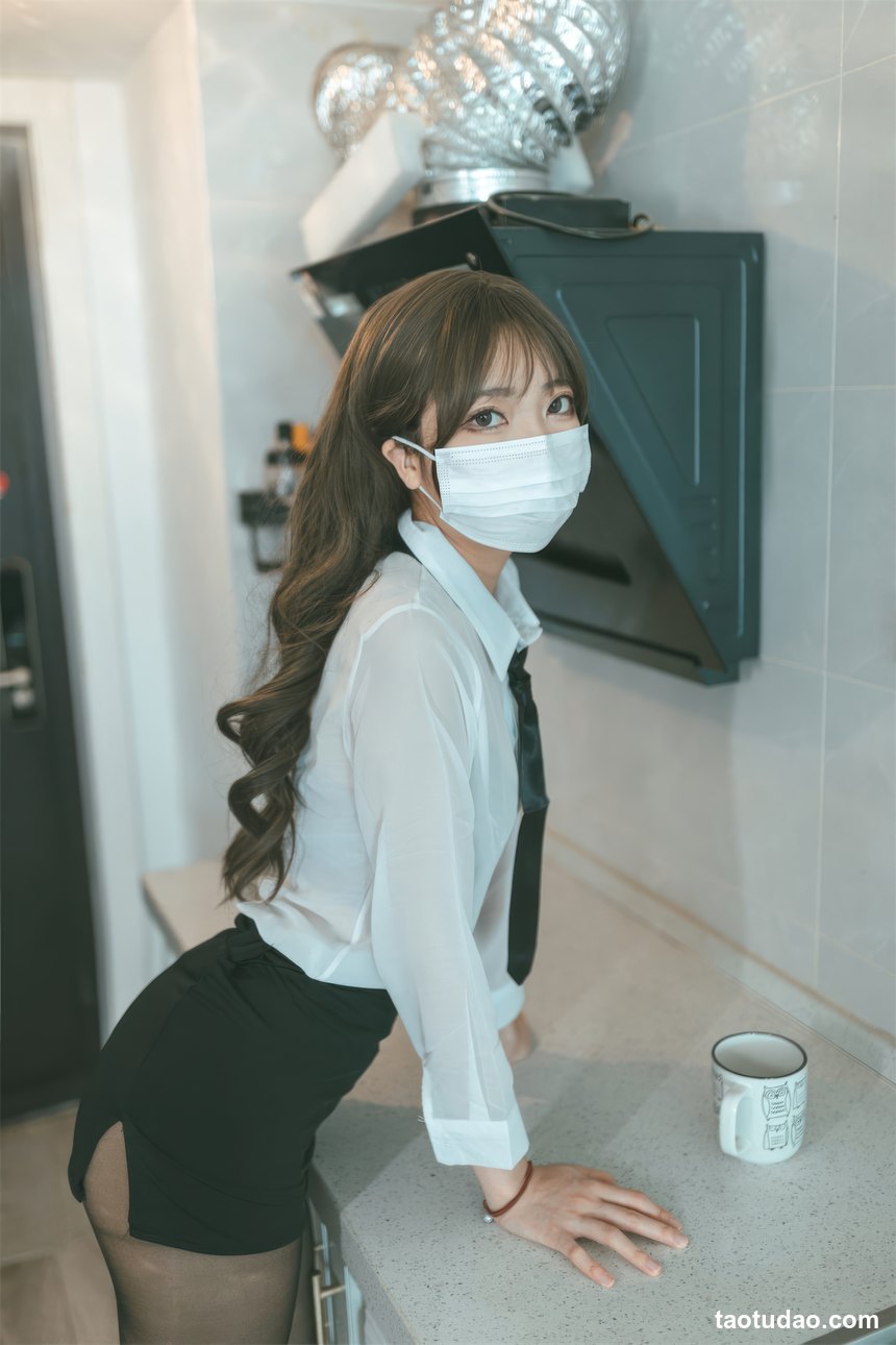 图片[2]-杏仁曲奇 – NO.11 OL额外时间 [61P-315MB]-绅士图