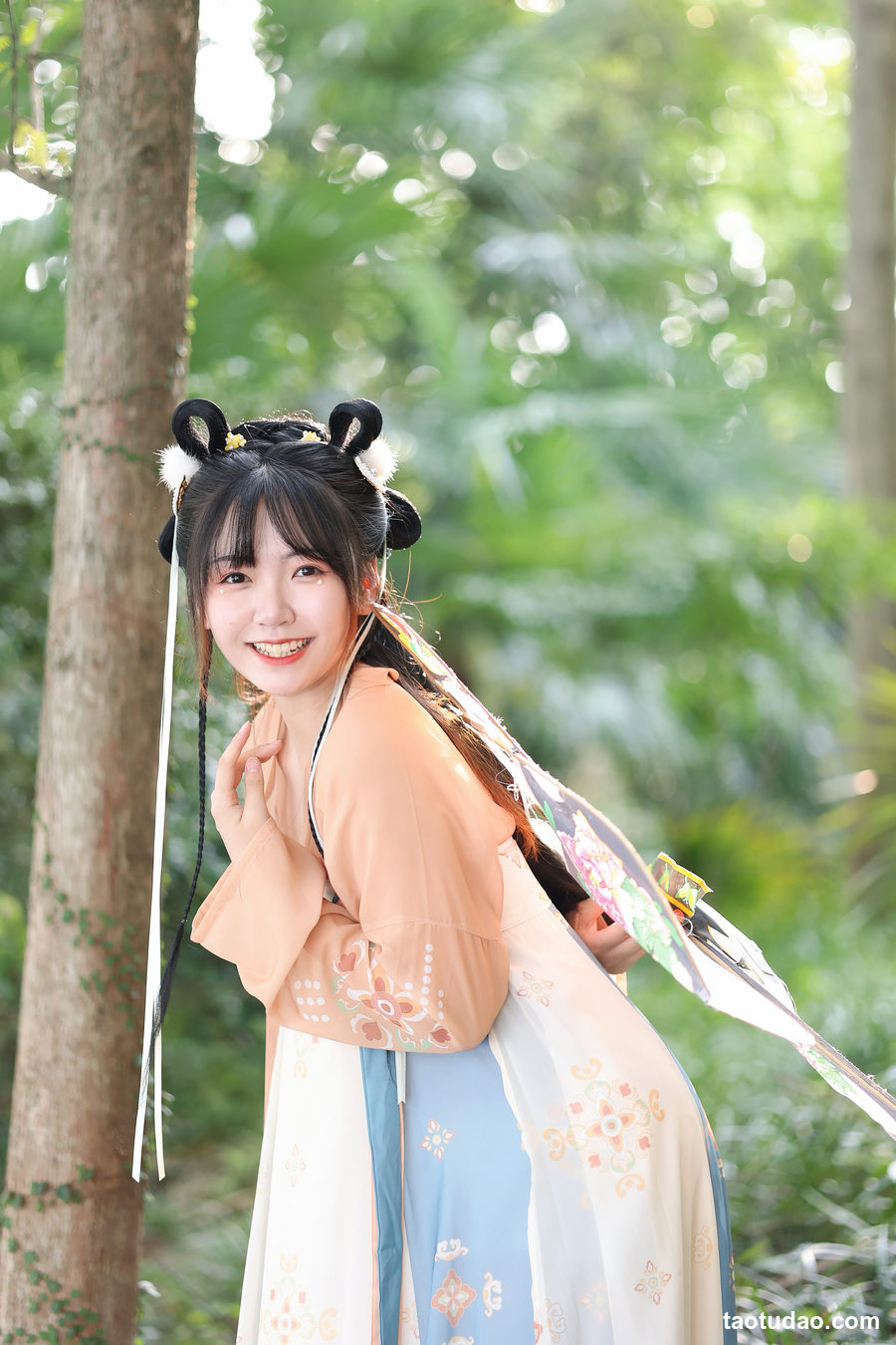 图片[2]-[YITUYU艺图语]2023.02.21 春柳捻纸鸢 栗子蛋糕[20+1P／176MB]-绅士图