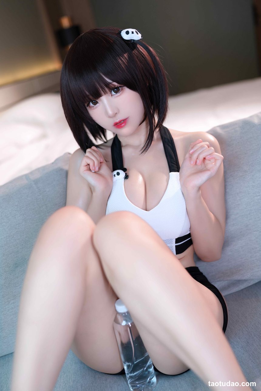 miko酱ww -  蛋白大熊猫 [20P／325MB]-绅士图