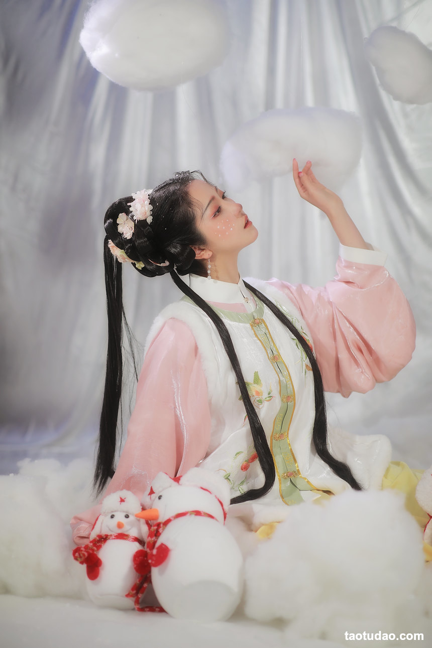 图片[4]-[YITUYU艺图语]2022.06.20 四月清和雨乍晴 我是金儿呀[28+1P／170MB]-绅士图