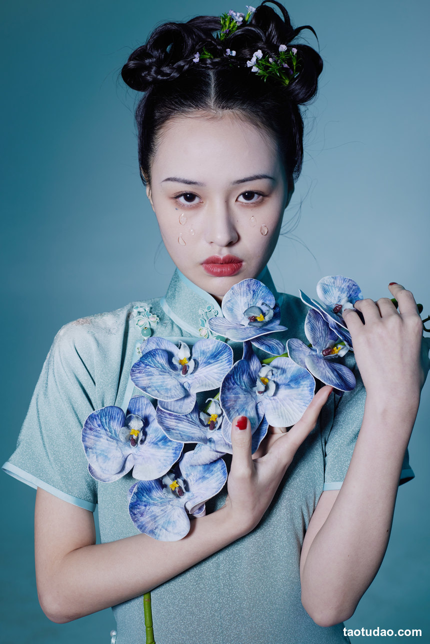 图片[2]-[YITUYU艺图语]2022.10.19 蝴蝶兰 相泽希子[25+1P／258MB]-绅士图