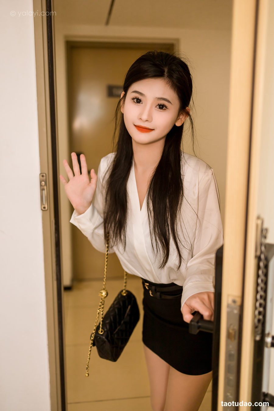 图片[3]-[YALAYI雅拉伊]2023.10.02 NO.1078 太爱了[34+1P／511MB]-绅士图