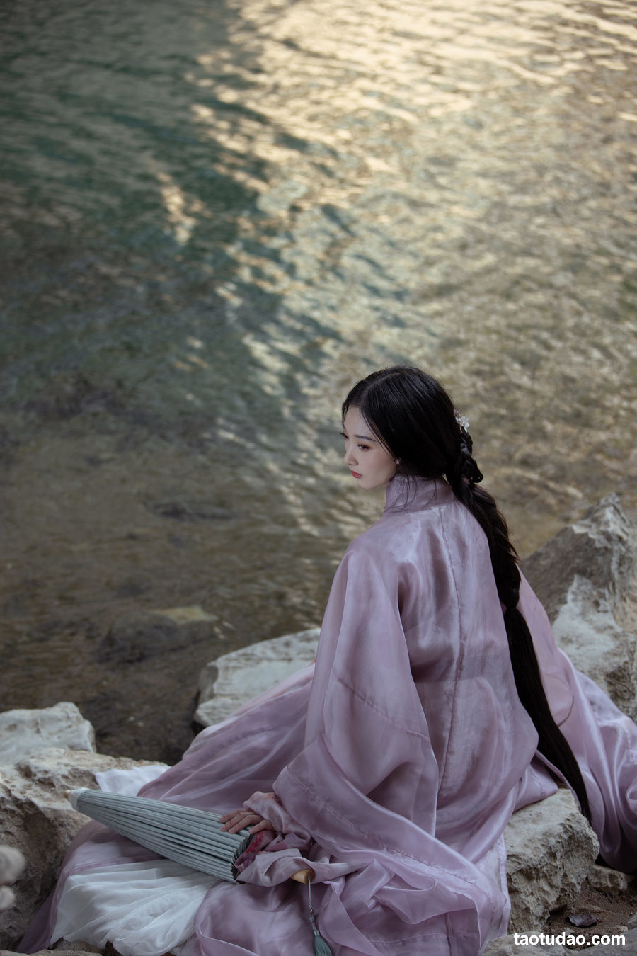 图片[4]-[YITUYU艺图语]2023.03.16 情知 阿moon[31+1P／330MB]-绅士图