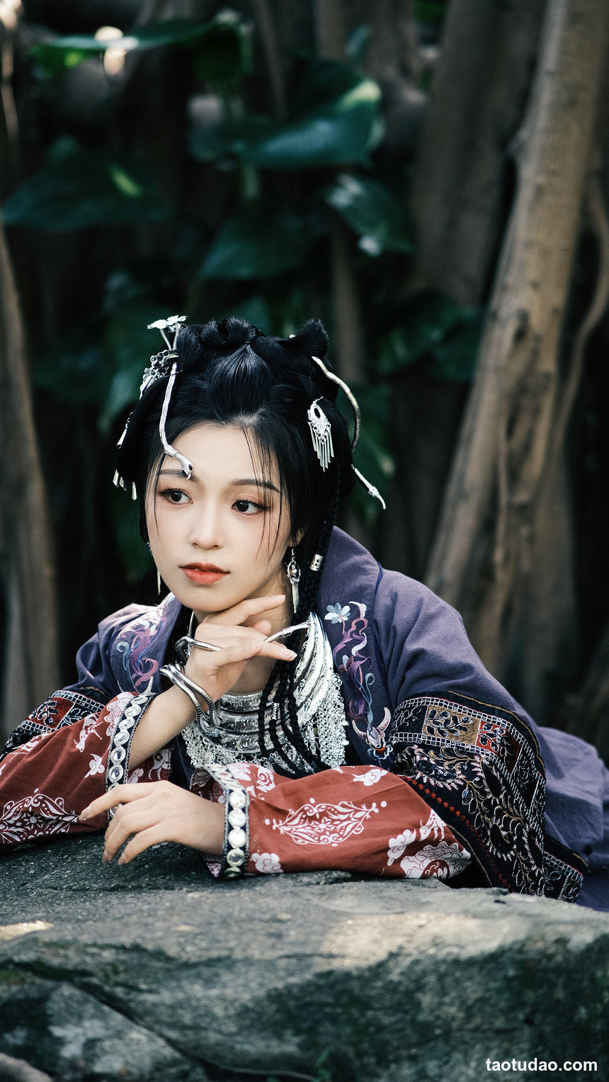 图片[3]-[YITUYU艺图语]2022.07.08 苗家姑娘 proyhine[27+1P／335MB]-绅士图