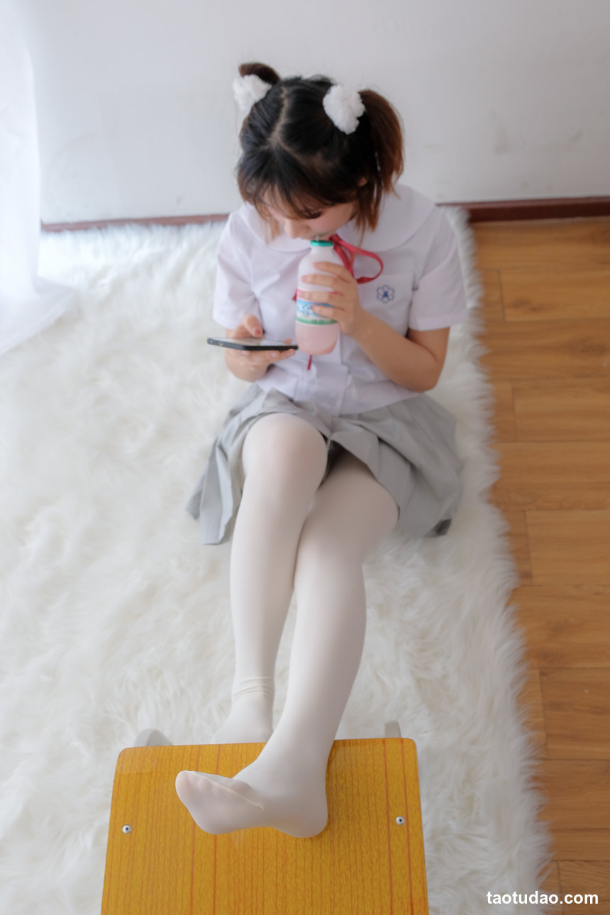 图片[2]-喵写真 VOL.026 丝袜百褶裙5 [72P-234MB]-绅士图