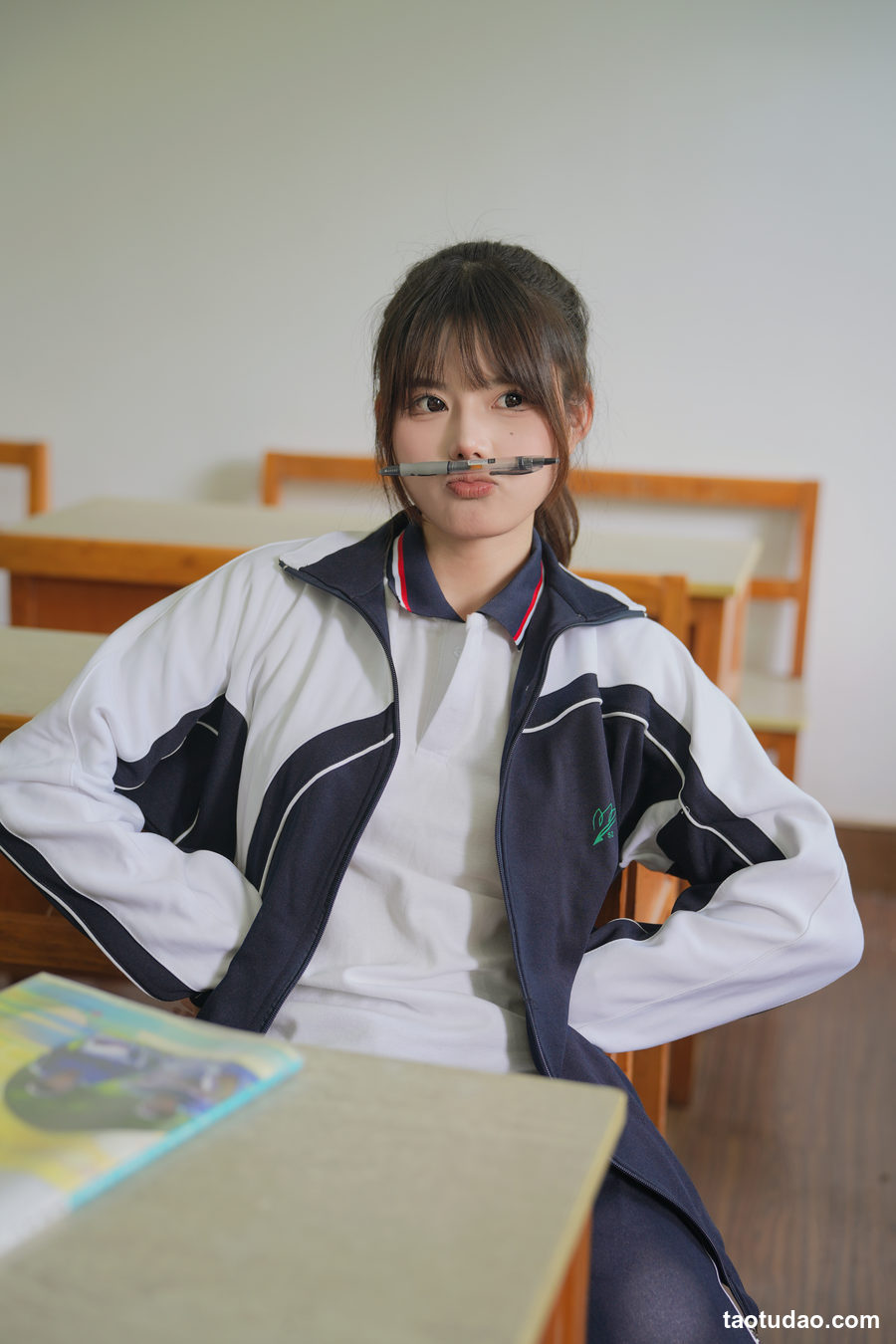 图片[2]-[YITUYU艺图语]2023.05.04 春日校园 shiro[25+1P／393MB]-绅士图