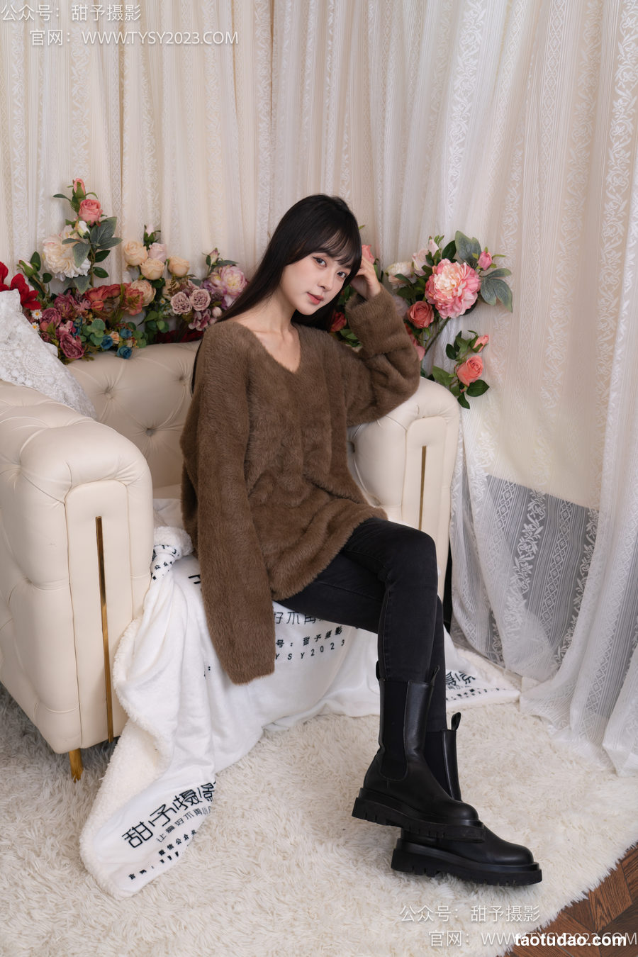 图片[3]-[甜予摄影] NO.010 小离-靴子、白棉袜、裸足 [130P-9.84GB]-绅士图