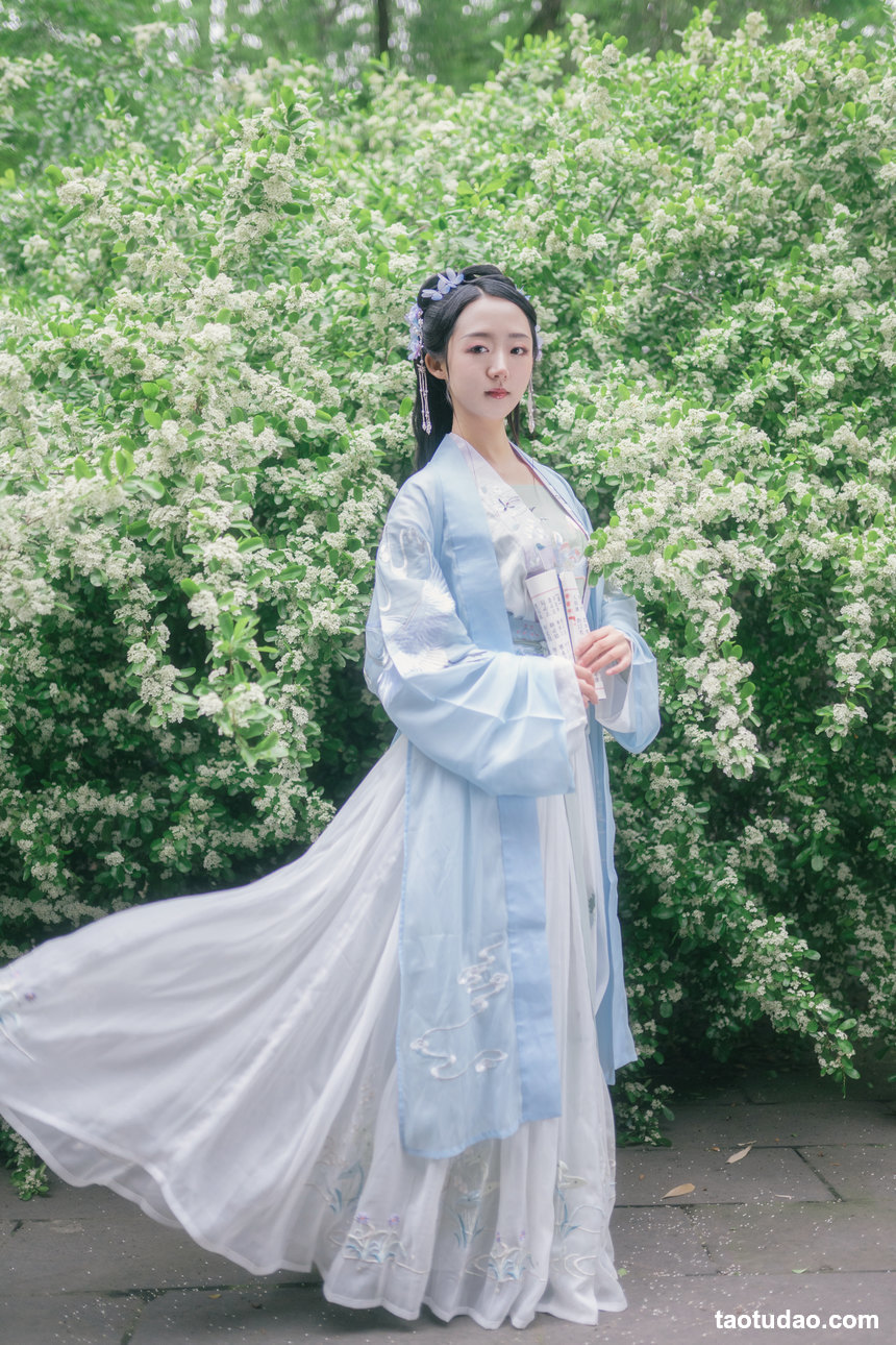 图片[2]-[YITUYU艺图语]2022.05.24 罨中画 LTY妤[23+1P／316MB]-绅士图