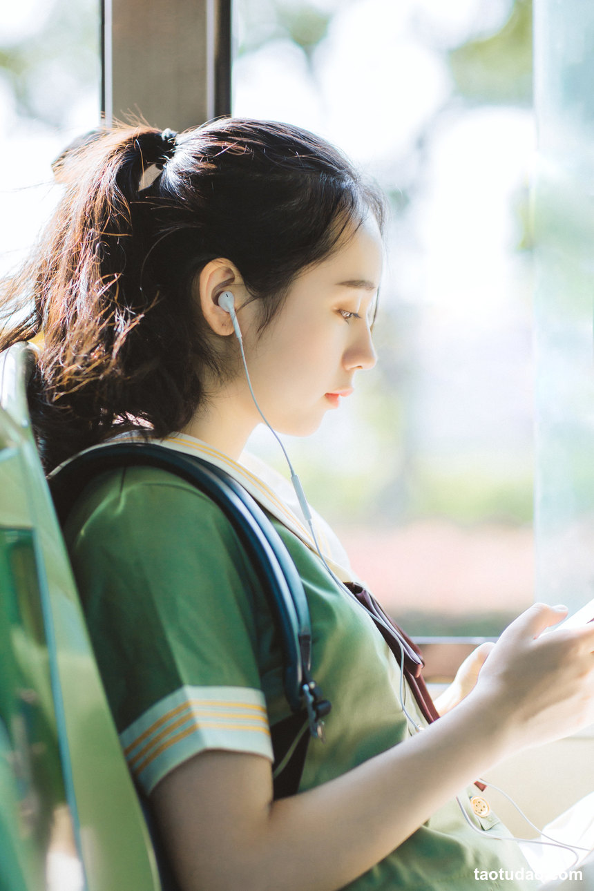 图片[4]-[YITUYU艺图语]2022.06.04 那一年天空很高风很清澈 廖雨琦-[25+1P／134MB]-绅士图