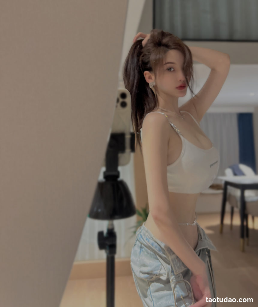 图片[4]-周妍希 – 极品身材 [9P+1V-215MB]-绅士图