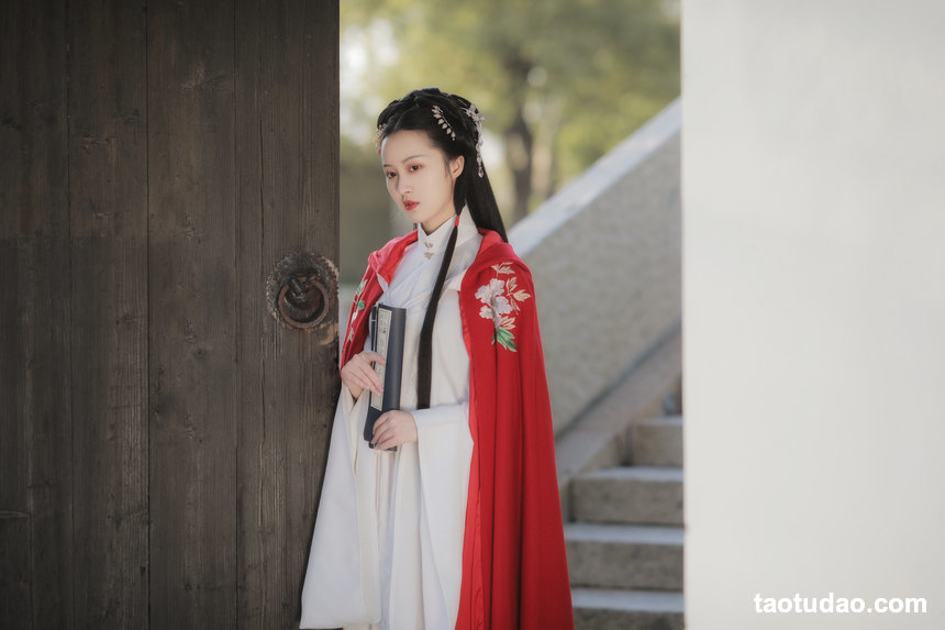 图片[3]-[YITUYU艺图语]2022.06.21 秋天的裙摆 兔子Zzz不吃胡萝卜[42+1P／426MB]-绅士图