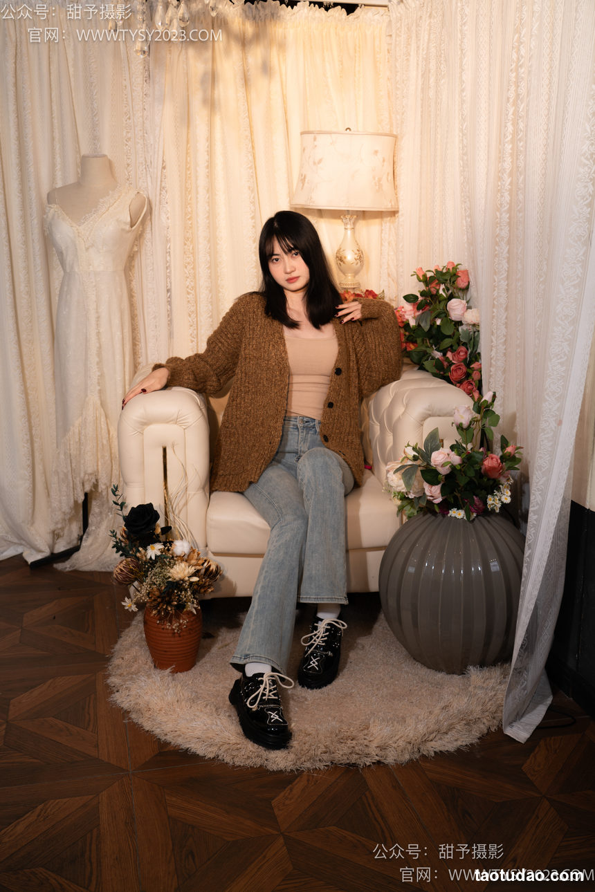 图片[2]-甜予摄影 NO.031 小野-皮鞋、白棉袜、油量灰丝[129P+2V／9.78GB]-绅士图