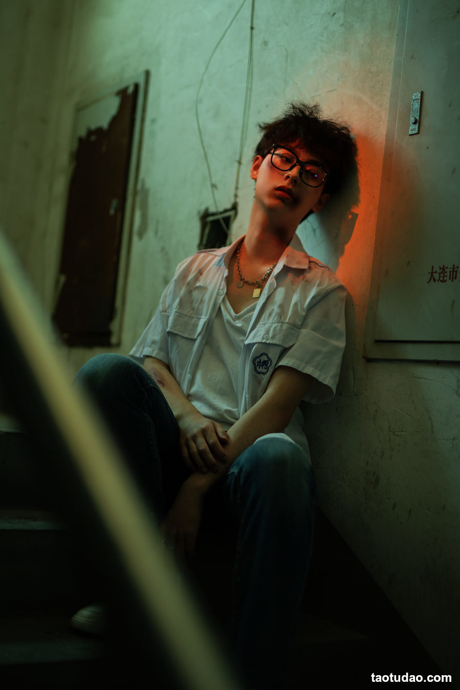 图片[2]-[YITUYU艺图语]2023.03.24 叛逆少年 古娜拉黑暗佩奇[26+1P／269MB]-绅士图