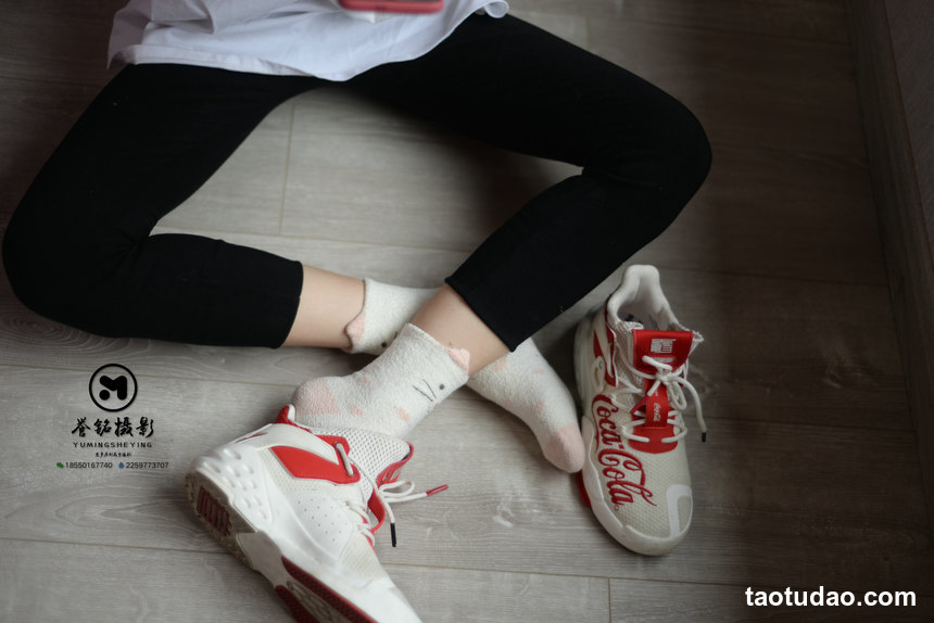 图片[4]-[誉铭传媒]袜足摄影 2020年《04.01 特约作品》[98P／585MB]-绅士图