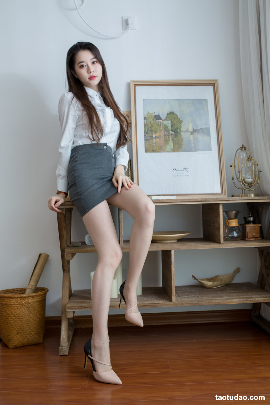 图片[4]-Sia不吃鱼 – 精致OL [131P-1.23GB]-绅士图