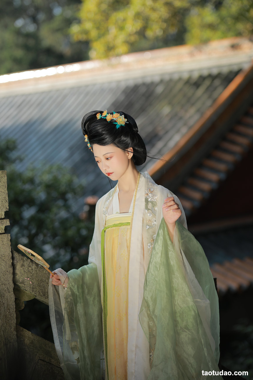 图片[4]-[YITUYU艺图语]2022.12.29 秋色如画 YunFleur[37+1P／700MB]-绅士图