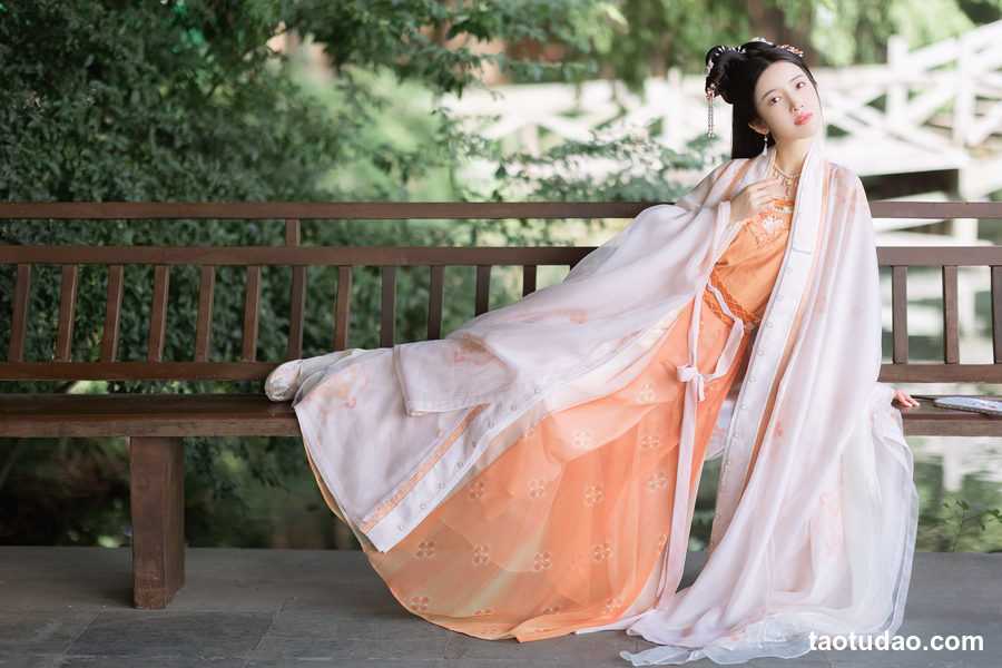 图片[3]-[YITUYU艺图语]2023.03.05 风雪等归人 阡墨红尘[21+1P／472MB]-绅士图