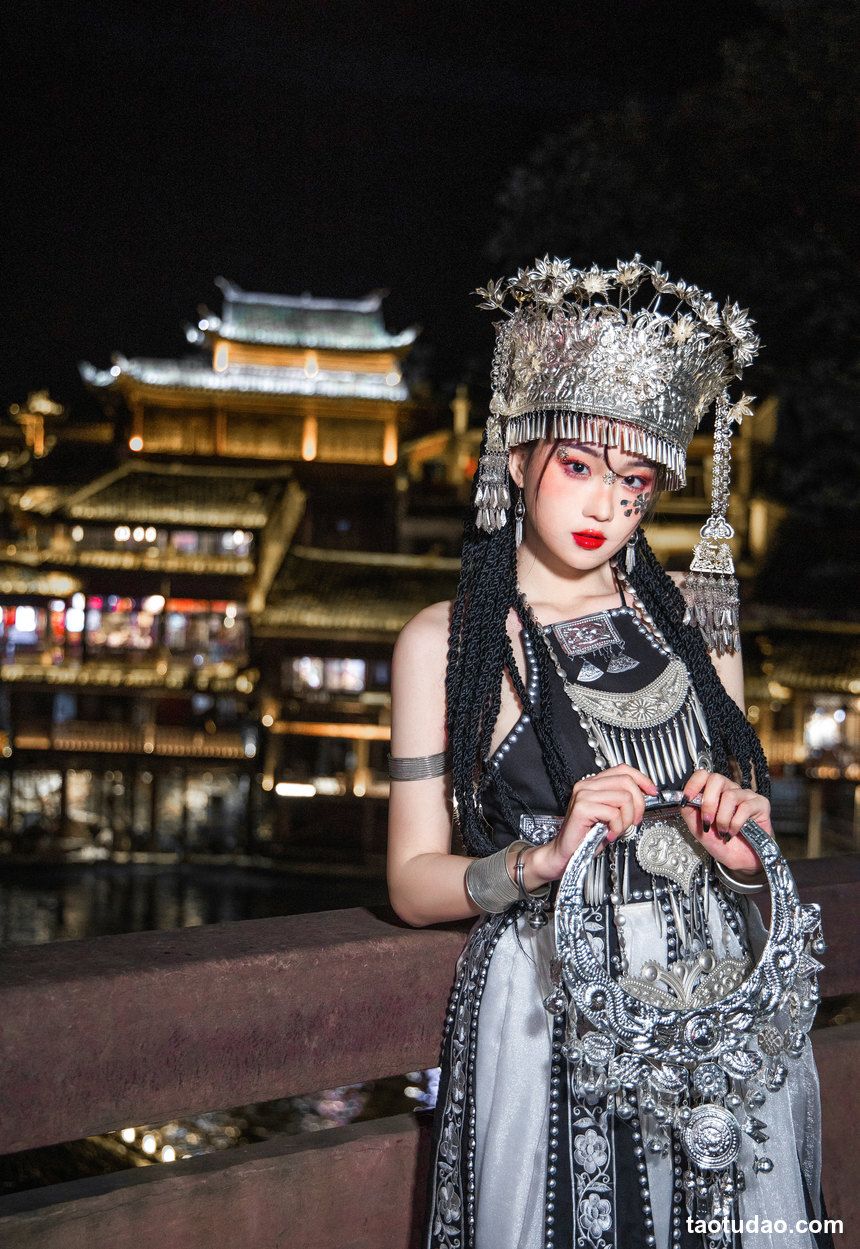 图片[4]-瓦斯塔亚小龙虾 – 苗疆女子 [18P-333MB]-绅士图