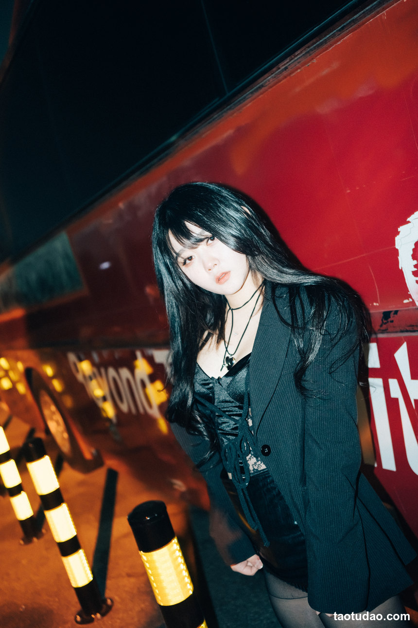 [Loozy] Zia  – XXX At Night Road [64P+1V-1.94G]-绅士图