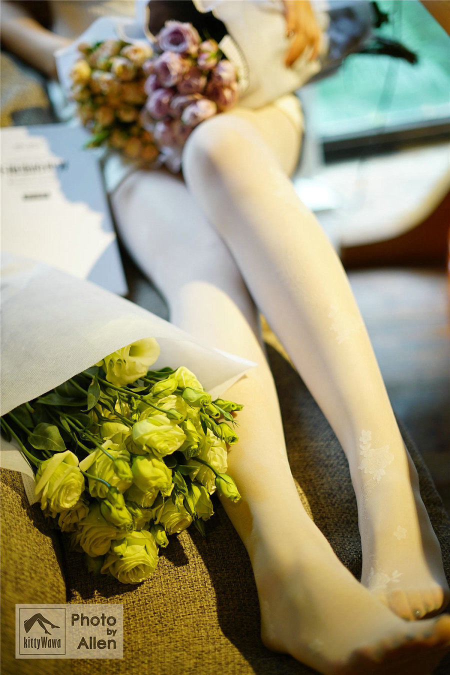 / KittyWawa /袜小喵 No.025 被花耽误的一期 / 98P-23MB / 丝足写真-绅士图