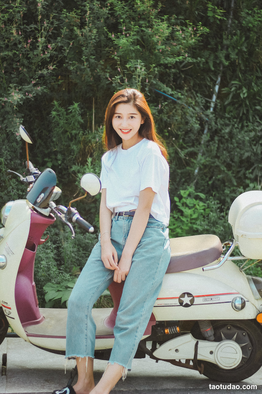 图片[2]-[YITUYU艺图语]2022.11.13 夏日女友 一壹七_[26+1P／233MB]-绅士图